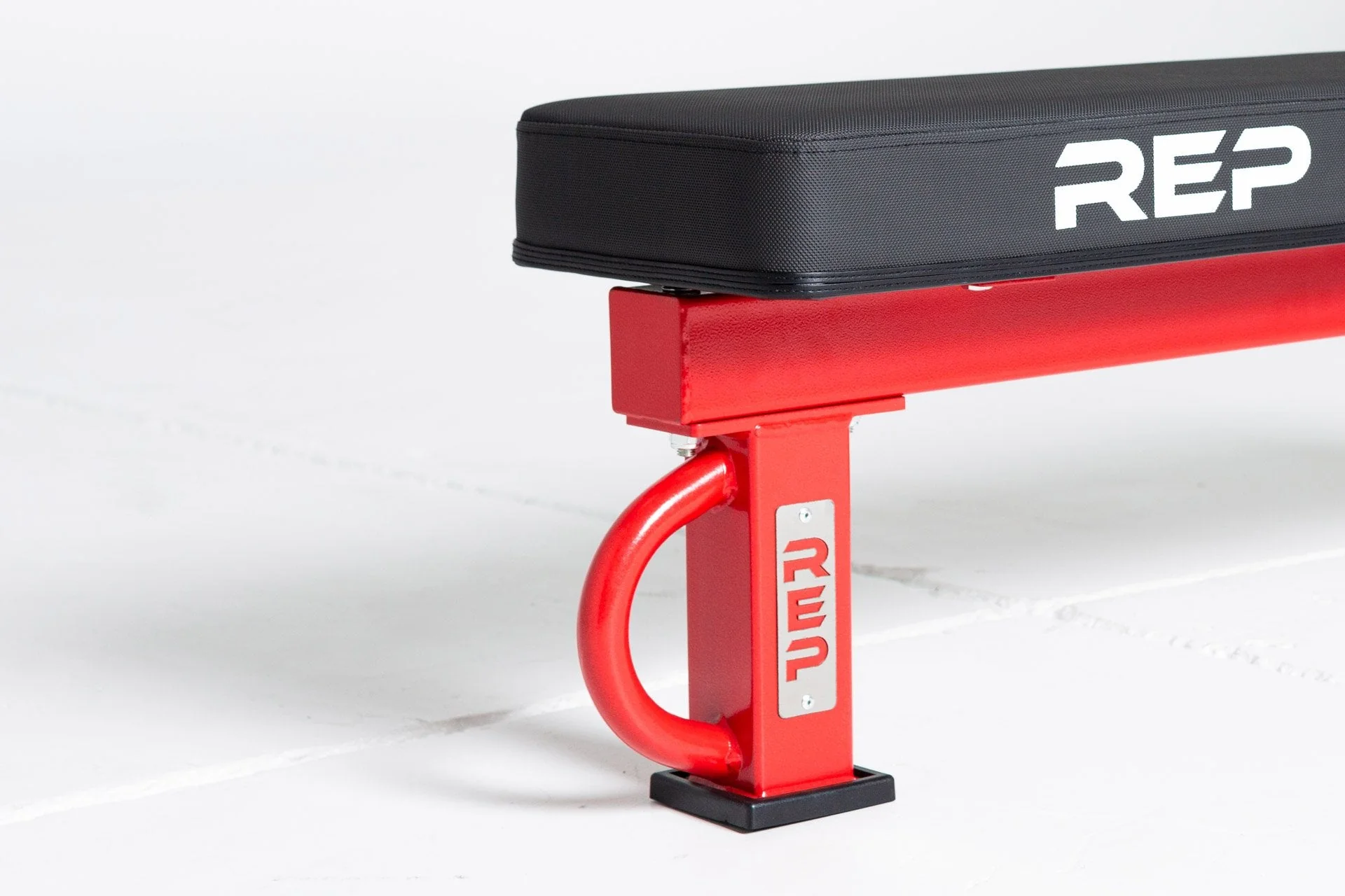 FB-5000 Competition Flat Bench - Image 9