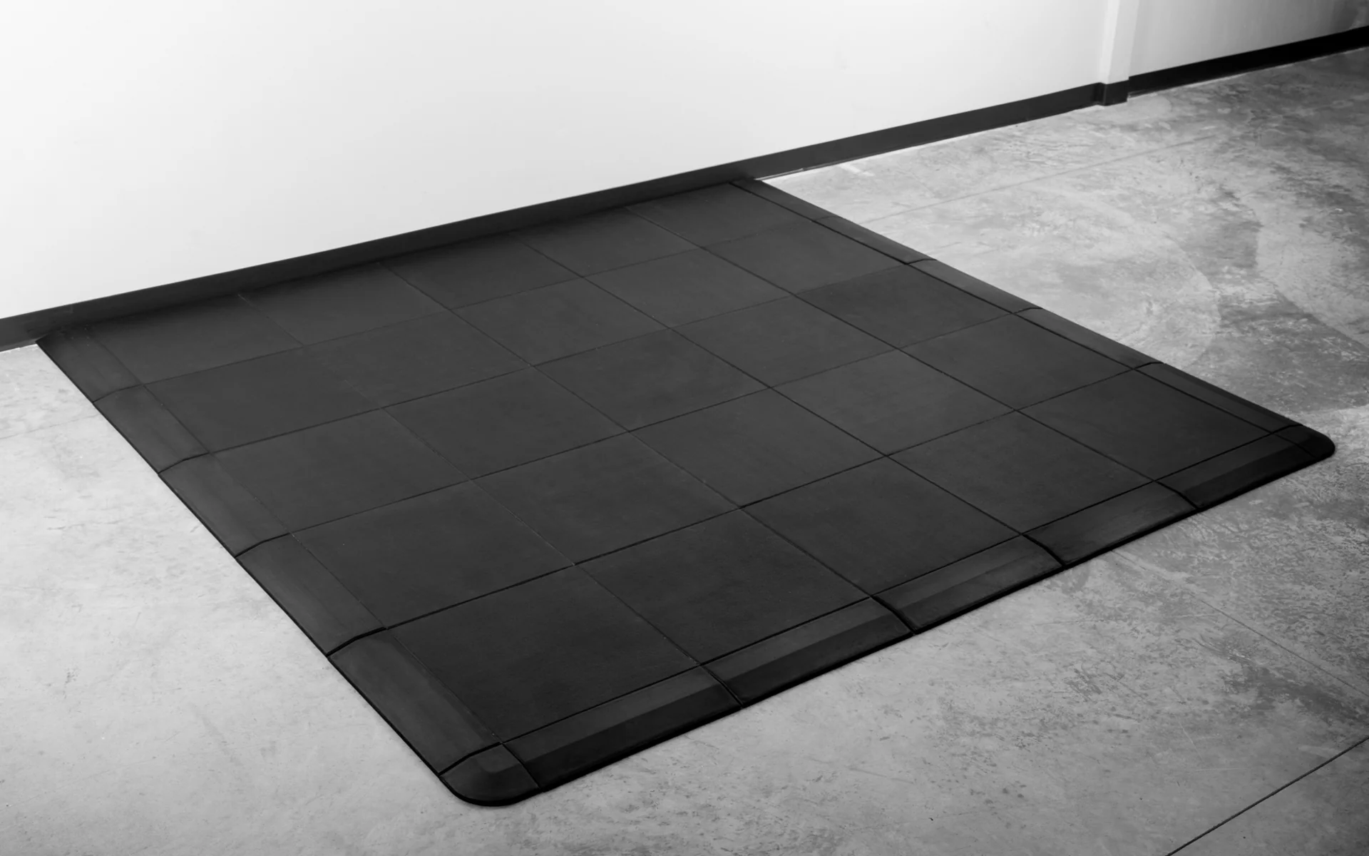 Interlocking Floor Tile Sets - Image 3