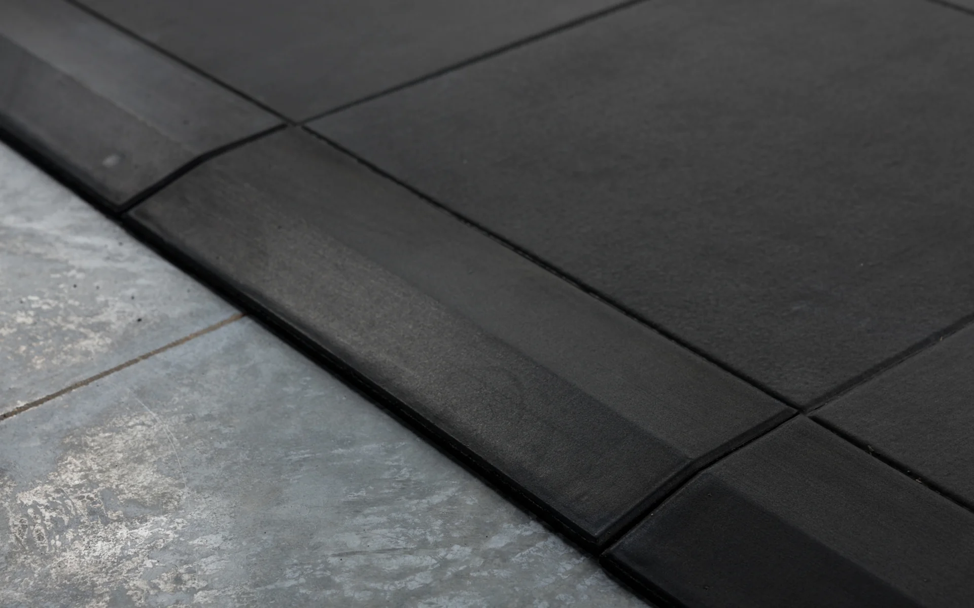 Interlocking Floor Tile Sets - Image 5