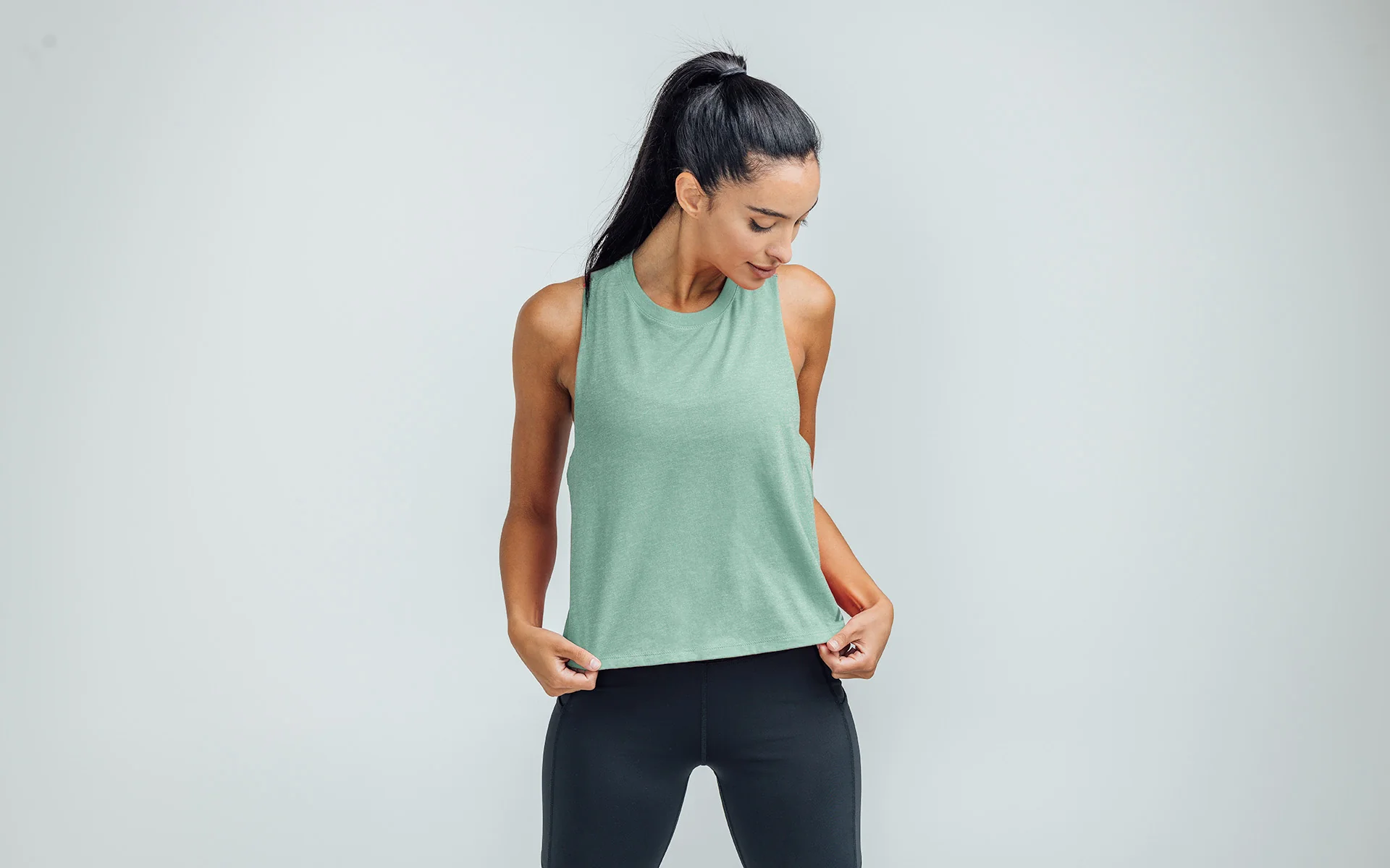 Women's Peak Cropped Dual-Blend Tank - Image 5